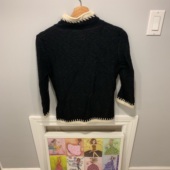 Sweater weather classic designer look black and cream - Picture 3 of 4